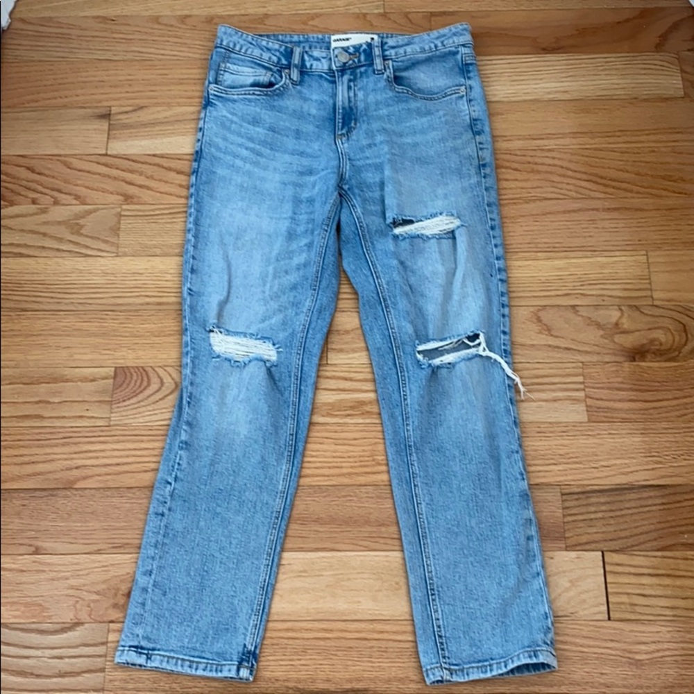 Ripped Boyfriend Garage Jeans (light washed)